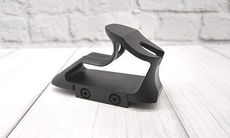 Тактический упор на Weaver