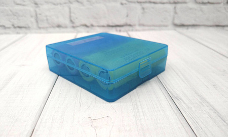 Бокс на 4 аккумулятора 18650 (синий)