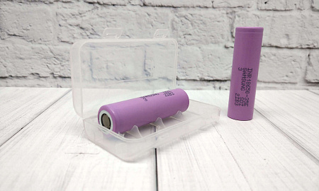 Бокс на 2 аккумулятора 18650 (белый)